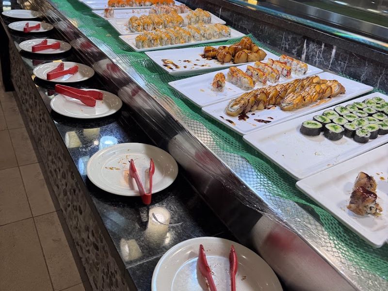 Chow Time Grill & Buffet interior